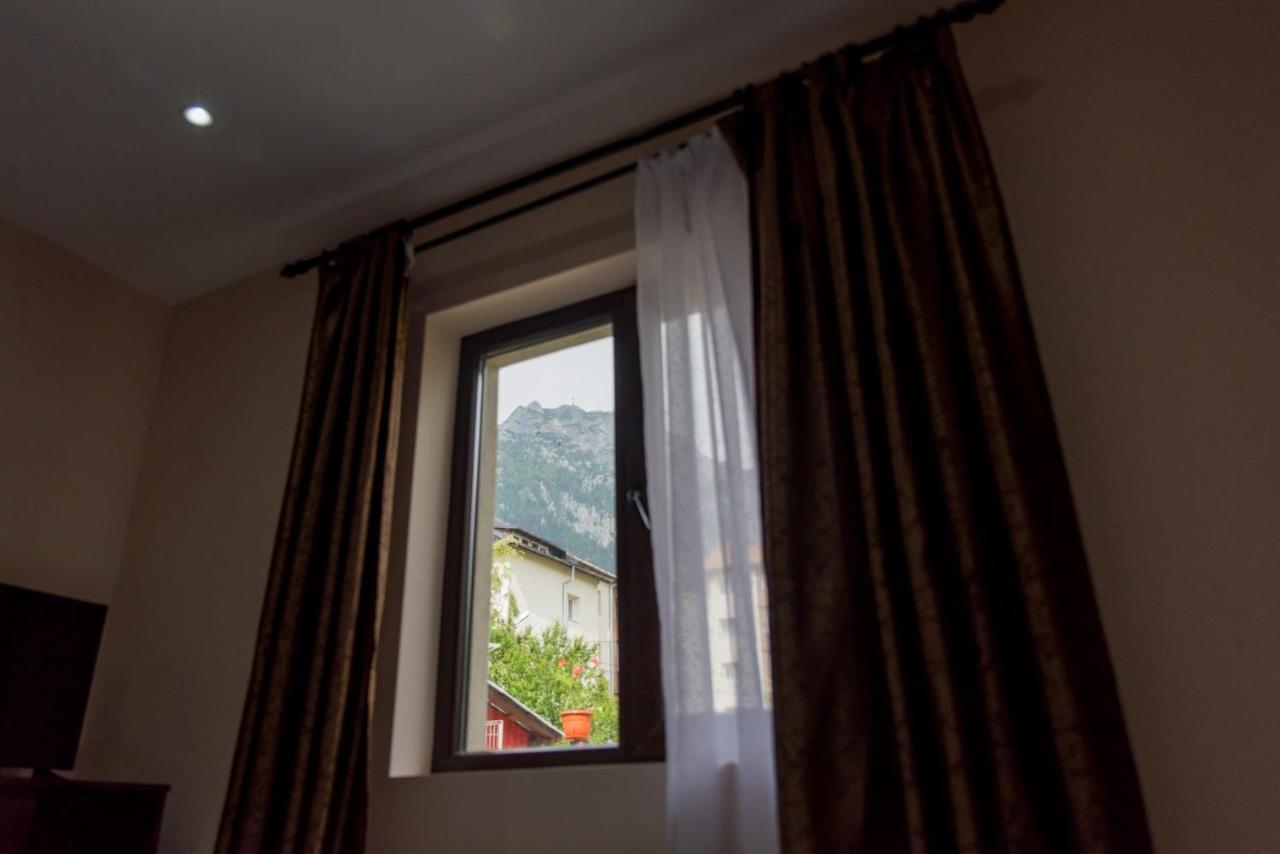 Hotel Casa Andy Buşteni Esterno foto