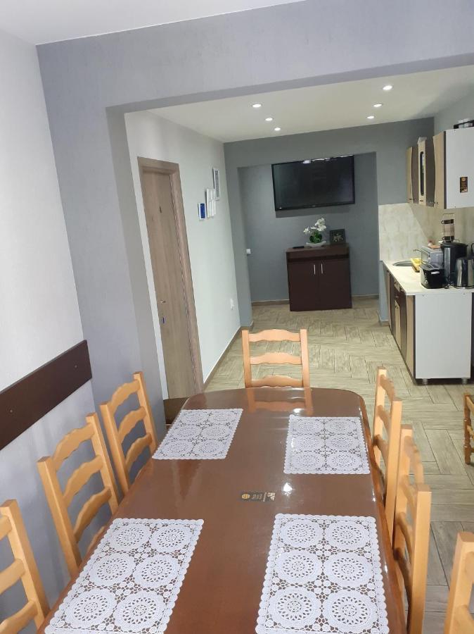 Hotel Casa Andy Buşteni Esterno foto