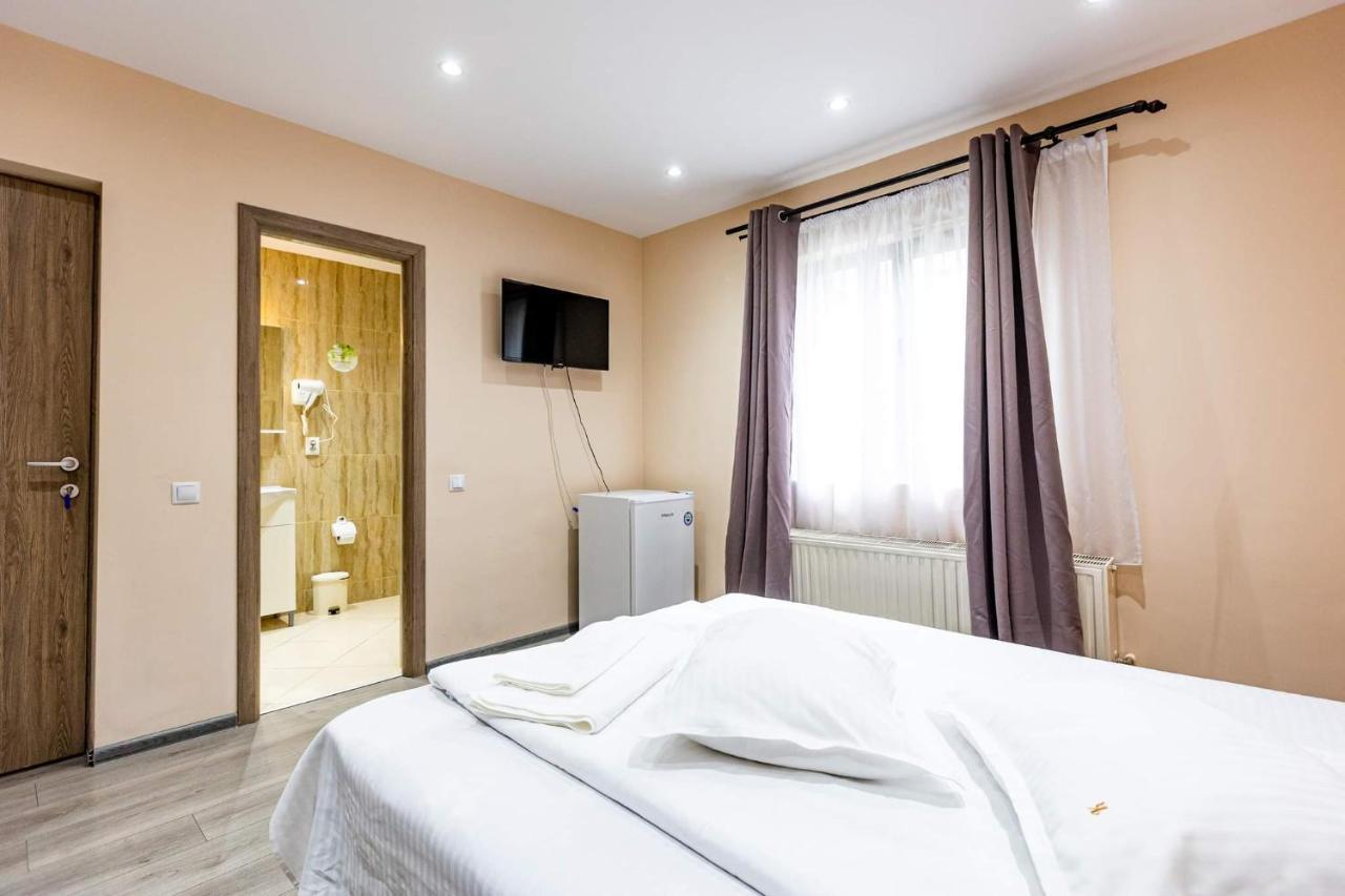 Hotel Casa Andy Buşteni Esterno foto