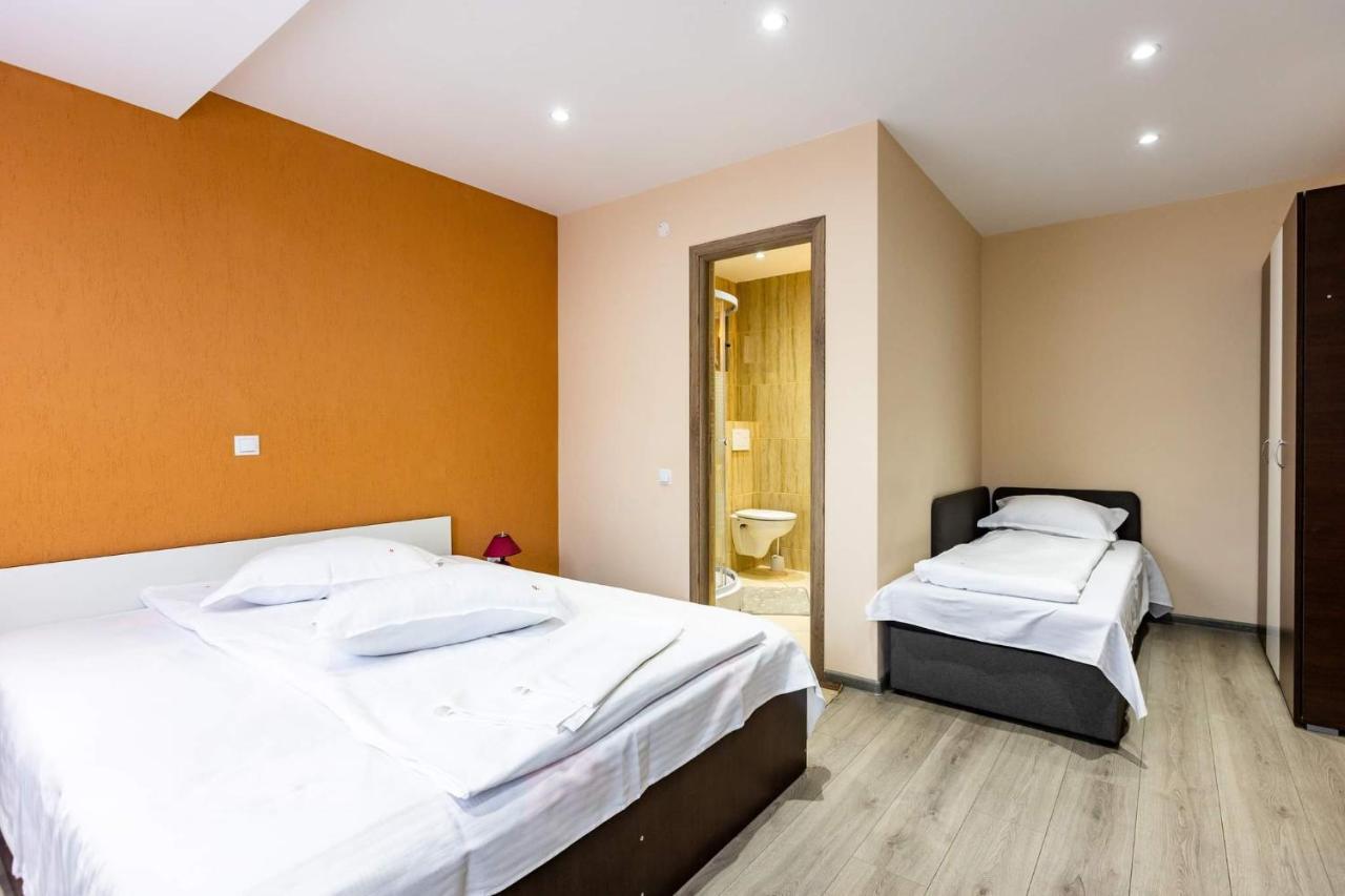Hotel Casa Andy Buşteni Esterno foto